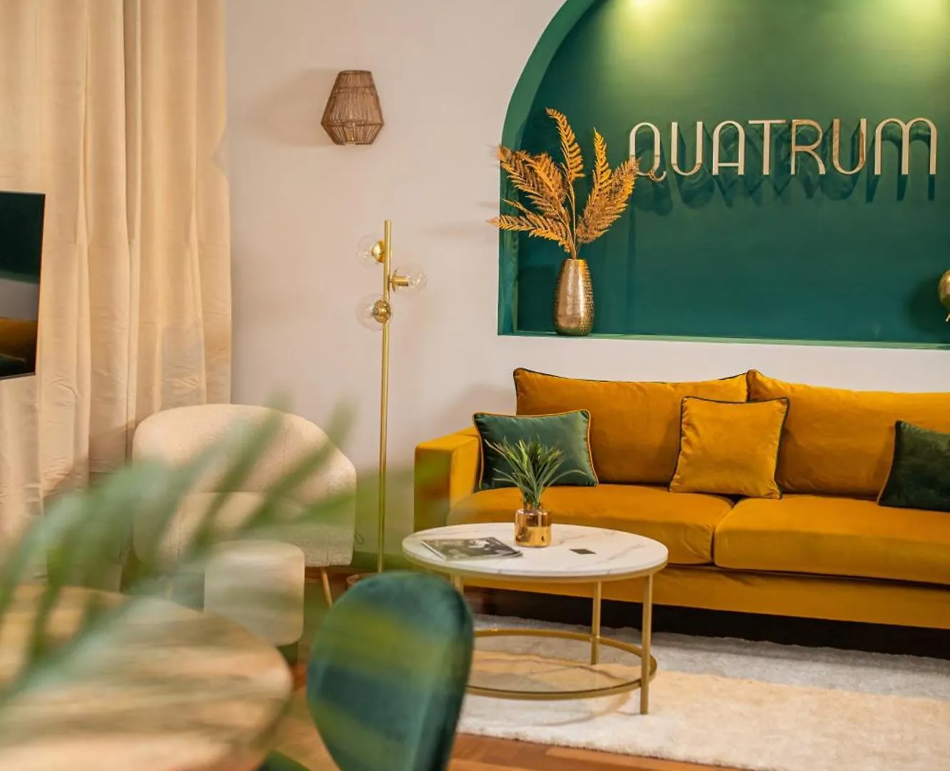 Quatrum Apartment 나폴리
