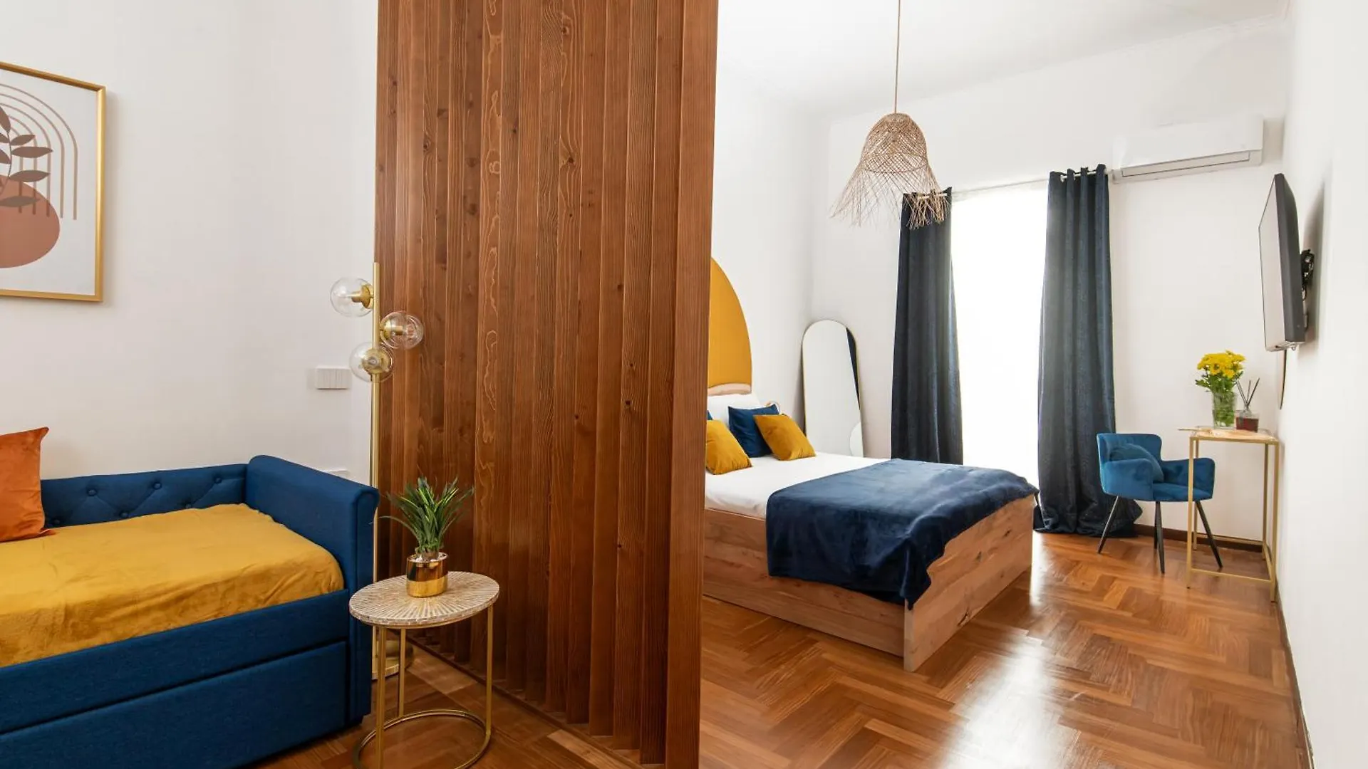 נאפולי Quatrum Apartment 0*,  איטליה